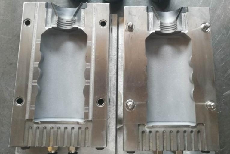 汽车制造类-喷砂精饰